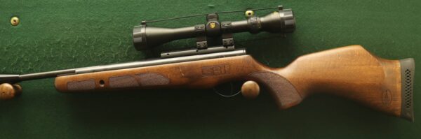 Pre Owned BSA Lightning SE GRT .22 Air Rifle - Image 4