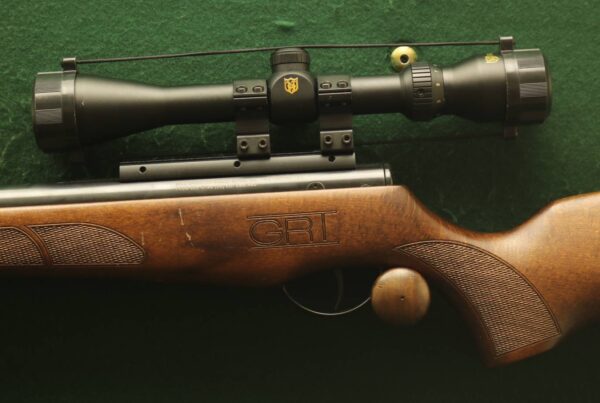 Pre Owned BSA Lightning SE GRT .22 Air Rifle - Image 5