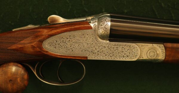 DBHE 12bore Rizzini BR552 De Luxe Side by Side Straight Hand. Double Triggers