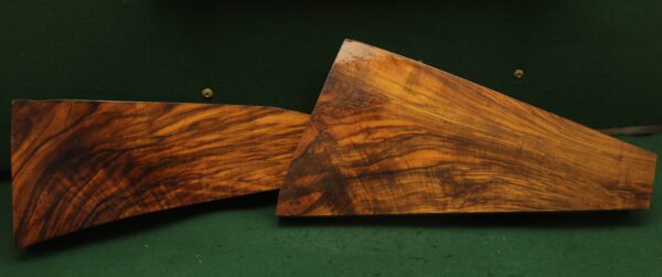 Pair 16 - Image 2